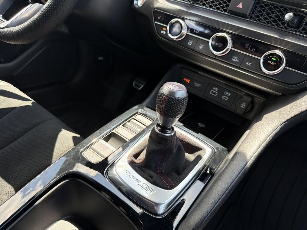 2026 Acura Integra Type-S - Photo 15