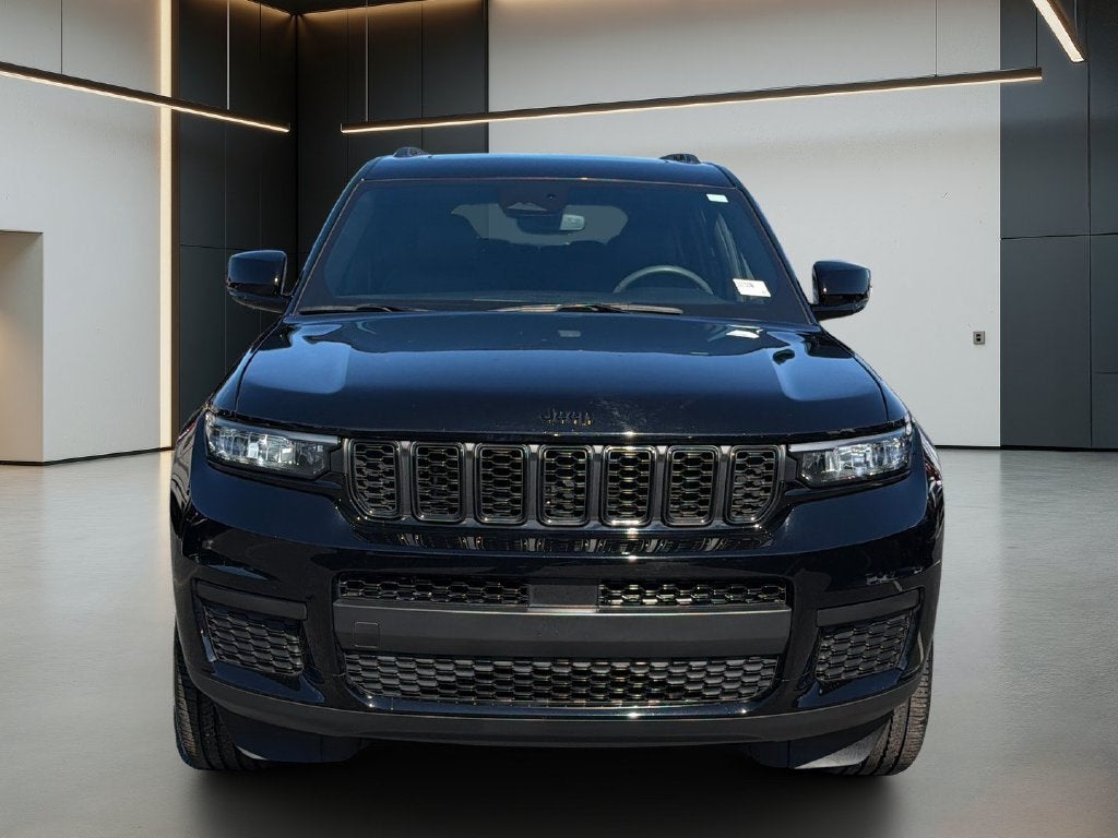 2023 Jeep Grand Cherokee L Altitude 4x2