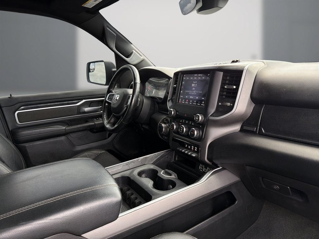 2020 RAM 1500 Big Horn Crew Cab 4x4 5'7" Box