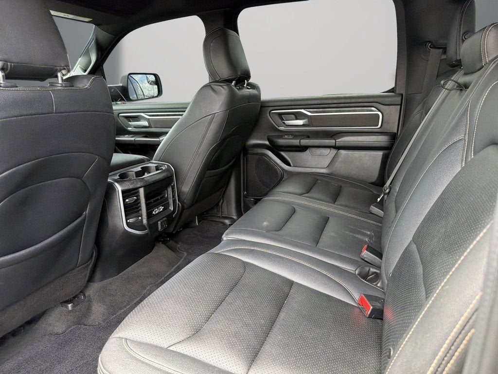 2020 RAM 1500 Big Horn Crew Cab 4x4 5'7" Box
