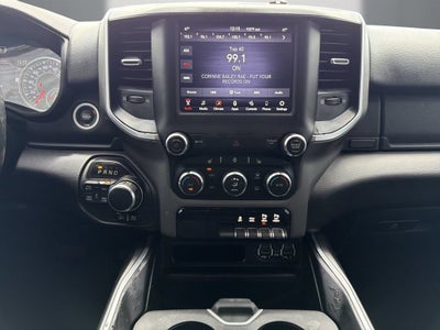 2020 RAM 1500 Big Horn Crew Cab 4x4 5'7" Box