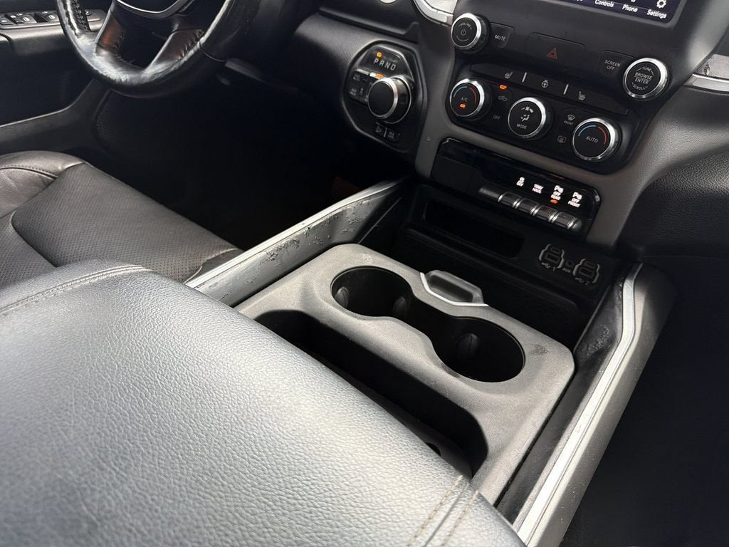 2020 RAM 1500 Big Horn Crew Cab 4x4 5'7" Box