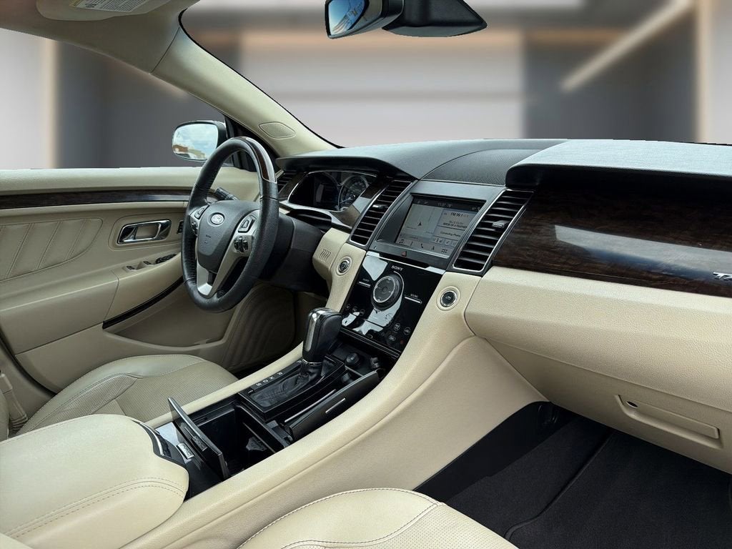 2018 Ford Taurus Limited