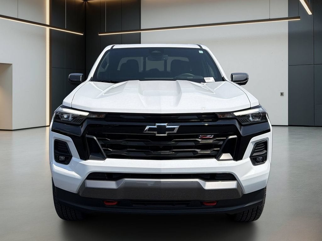 2025 Chevrolet Colorado Z71 - Photo 10