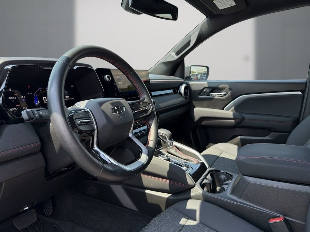 2025 Chevrolet Colorado Z71 - Photo 16