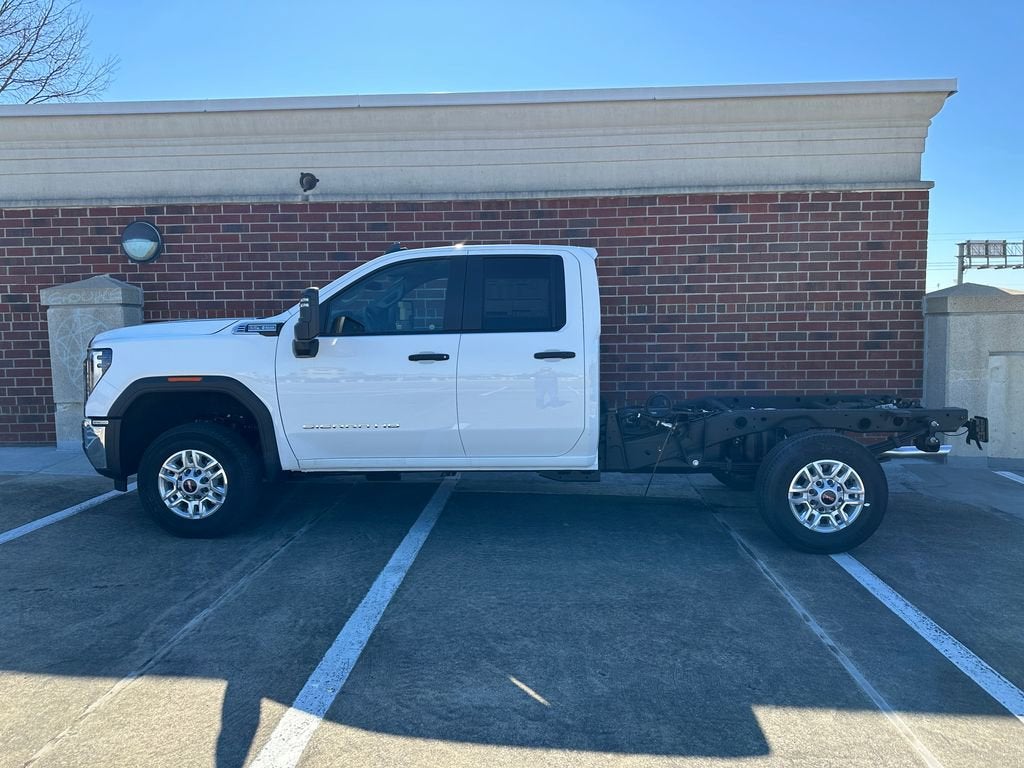 2025 GMC Sierra 2500 HD Pro
