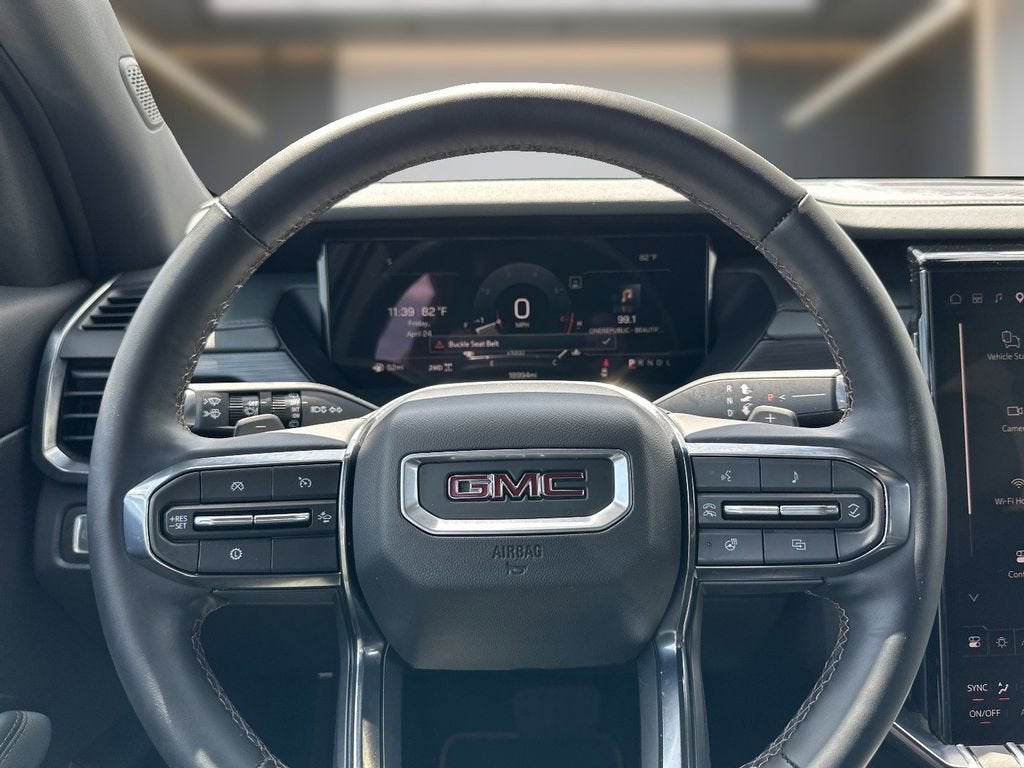2024 GMC Acadia AT4