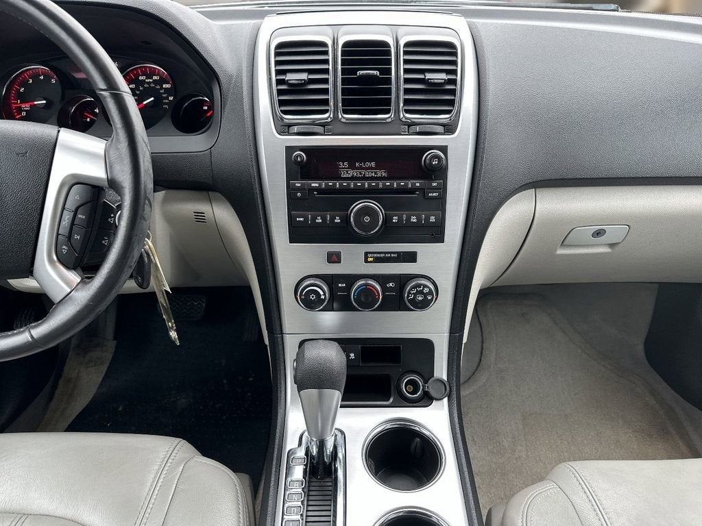 2009 GMC Acadia SLE1