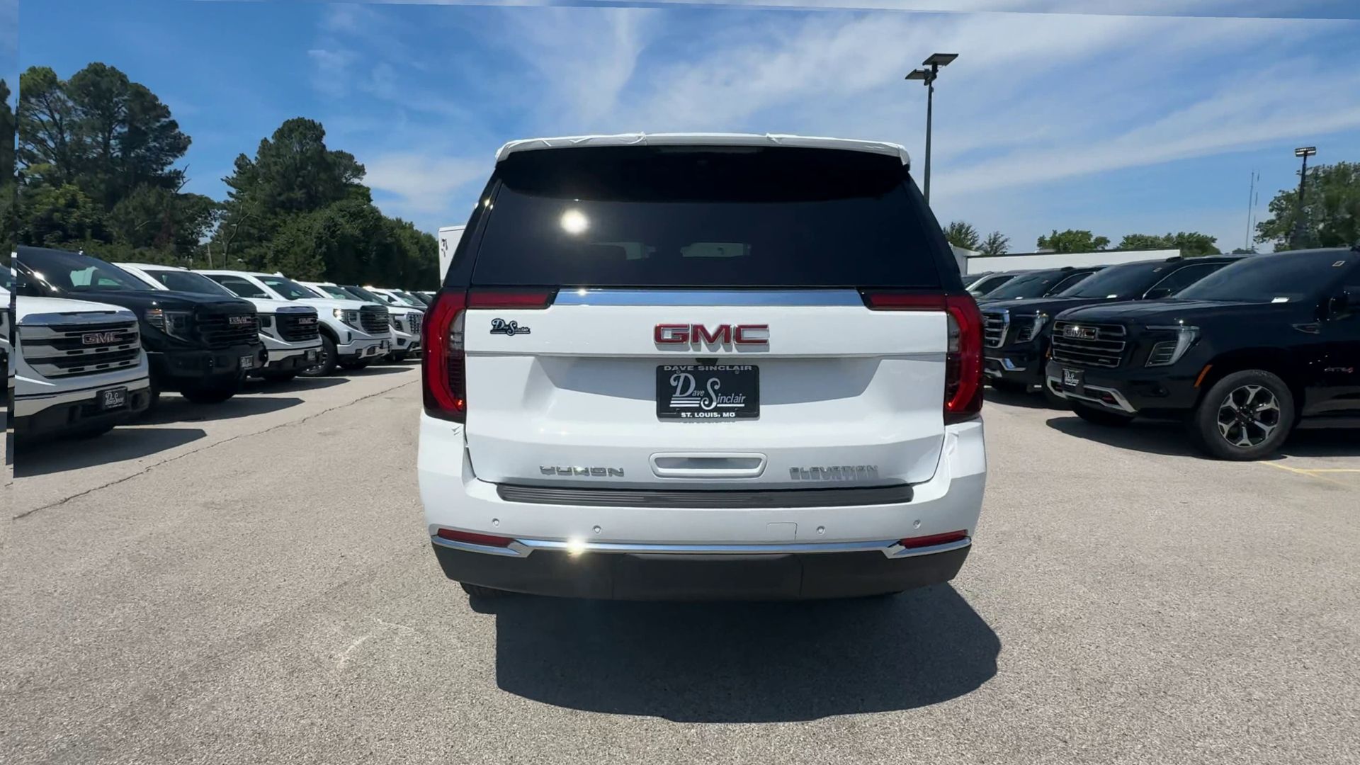 2026 GMC Yukon Elevation