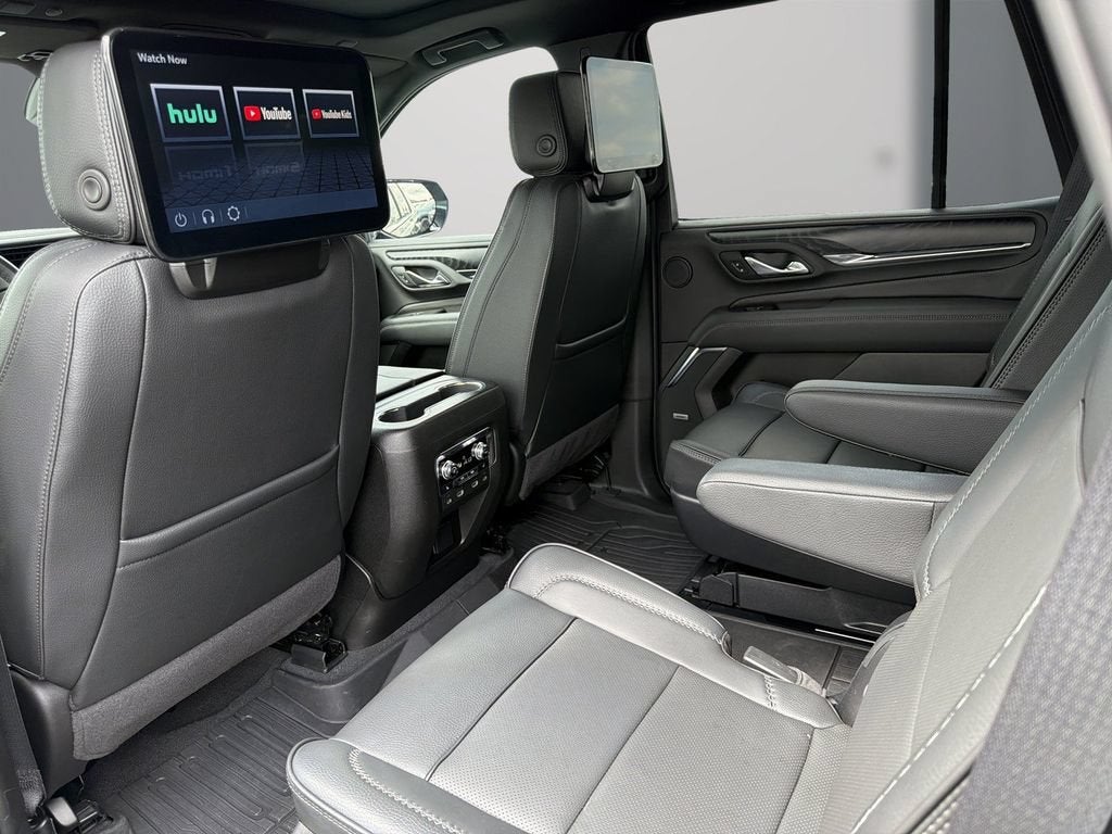 2024 GMC Yukon Denali - Photo 16