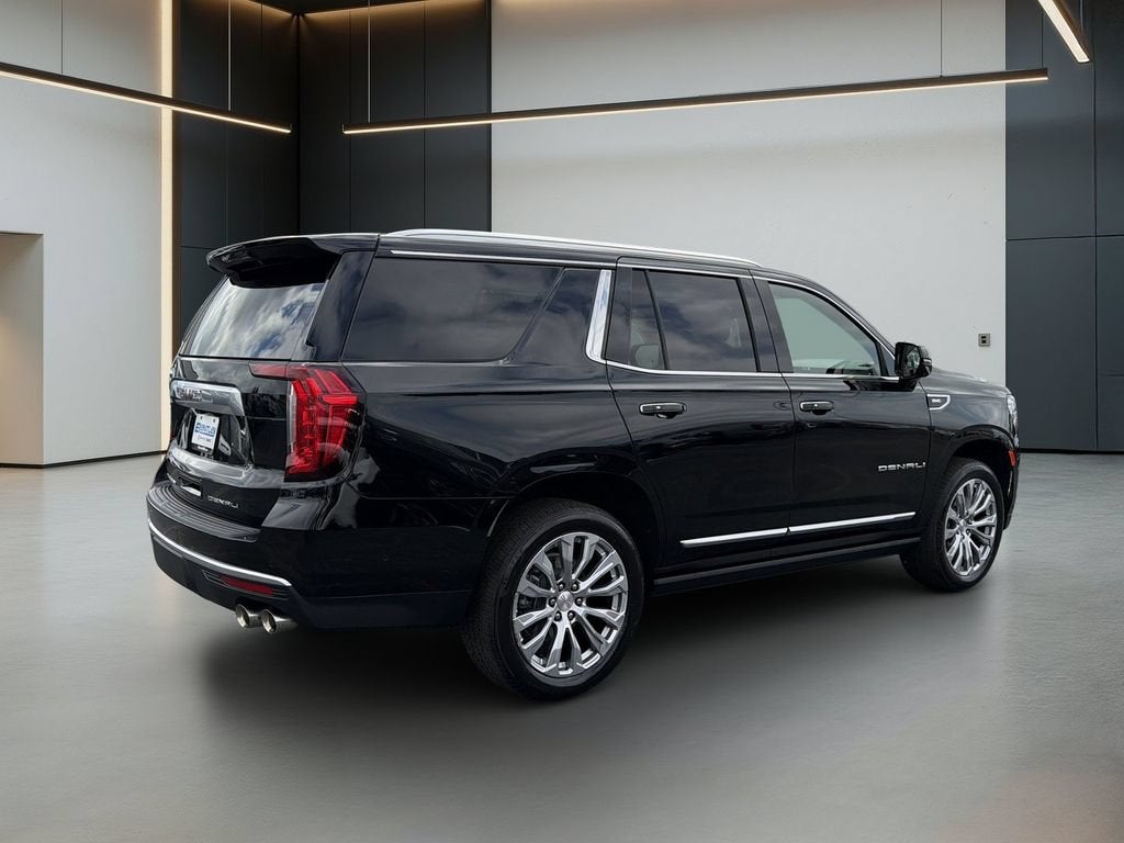 2024 GMC Yukon Denali - Photo 7