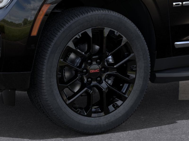 2026 GMC Yukon XL Denali - Photo 10