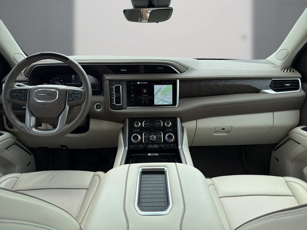 2024 GMC Yukon XL Denali - Photo 18