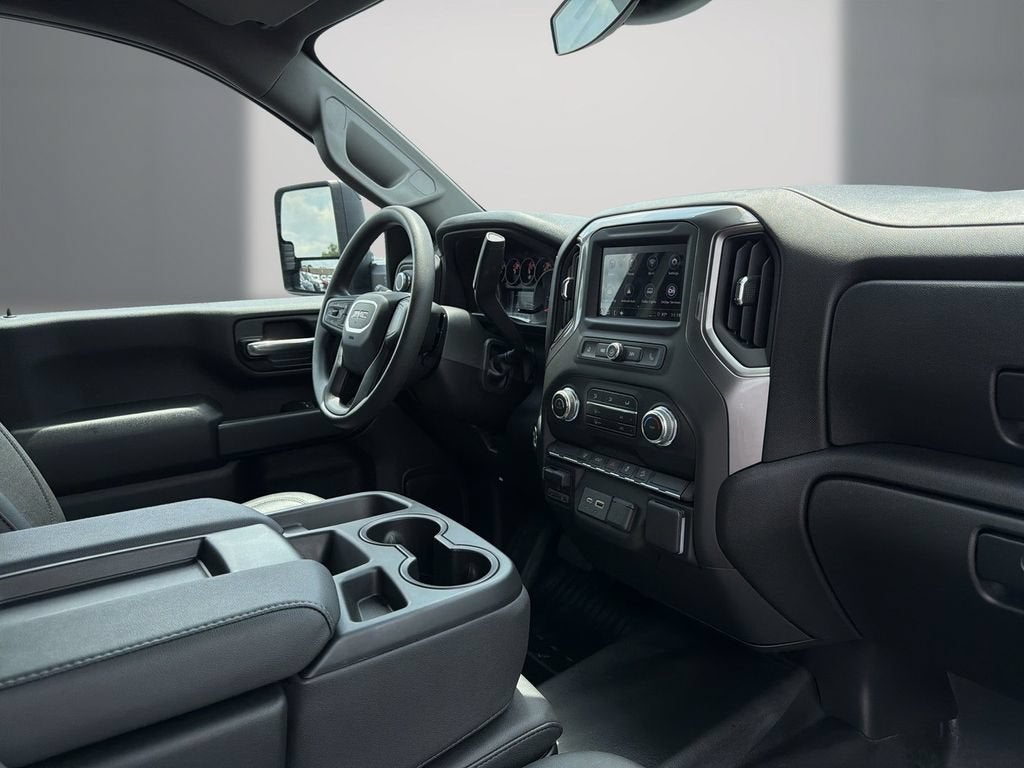 2025 GMC Sierra 2500HD Pro - Photo 13