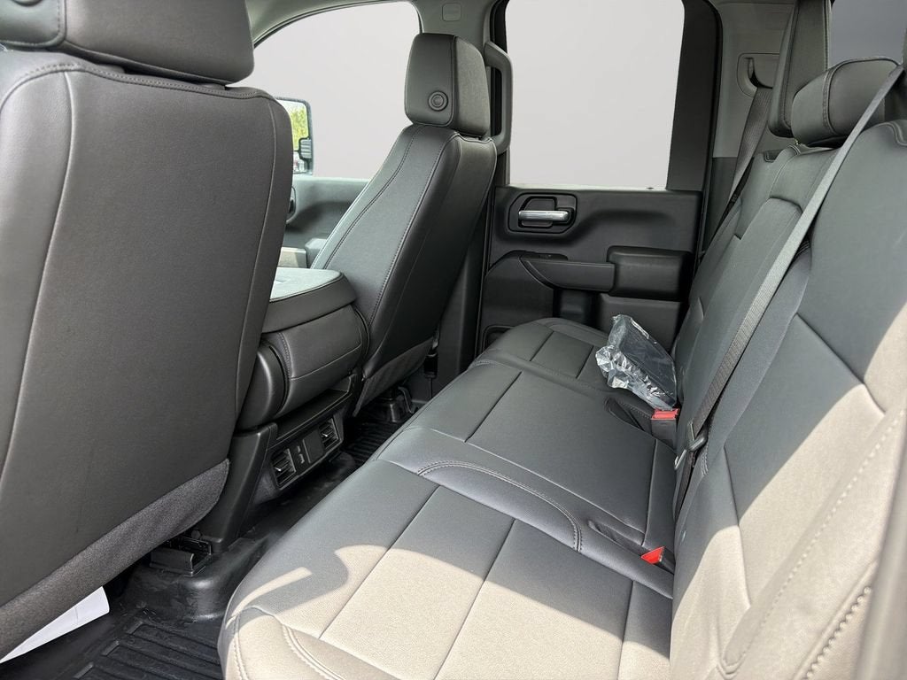 2025 GMC Sierra 2500HD Pro - Photo 15
