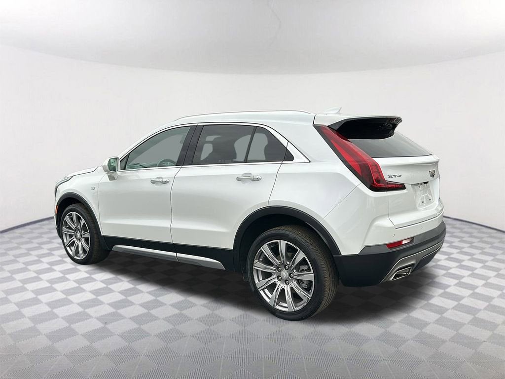 2020 Cadillac XT4 FWD Premium Luxury