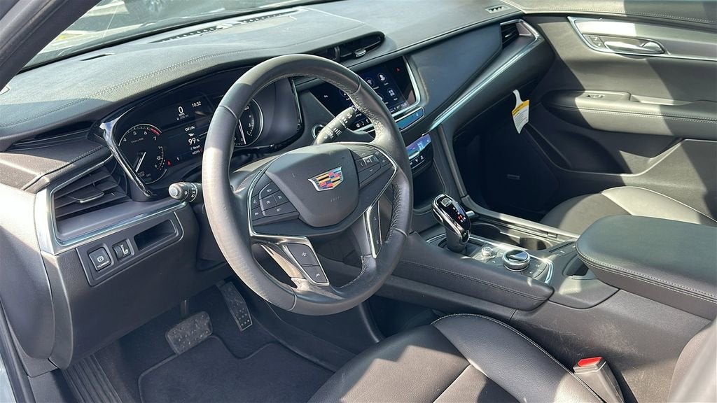 2023 Cadillac XT5 Luxury