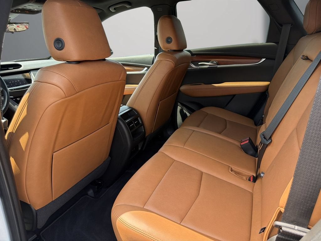 2023 Cadillac XT5 FWD Premium Luxury