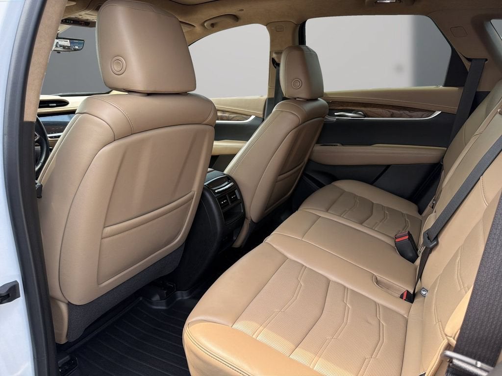 2021 Cadillac XT5 FWD Premium Luxury