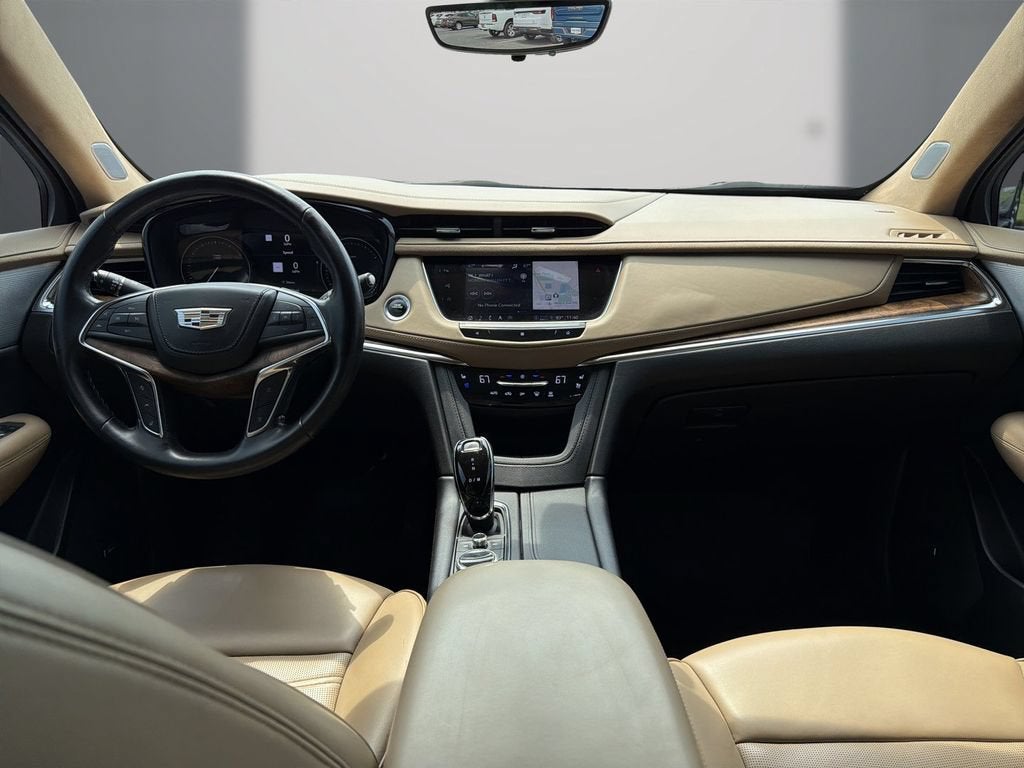 2021 Cadillac XT5 FWD Premium Luxury