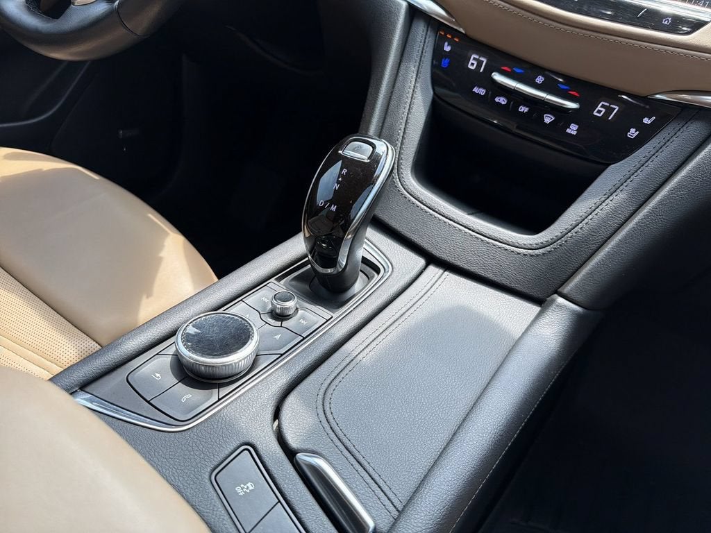 2021 Cadillac XT5 FWD Premium Luxury