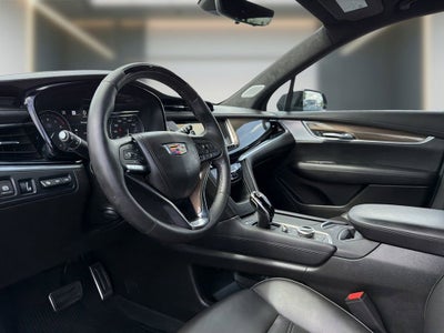 2025 Cadillac XT6 Sport