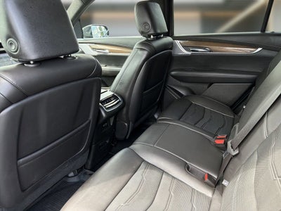 2025 Cadillac XT6 Sport