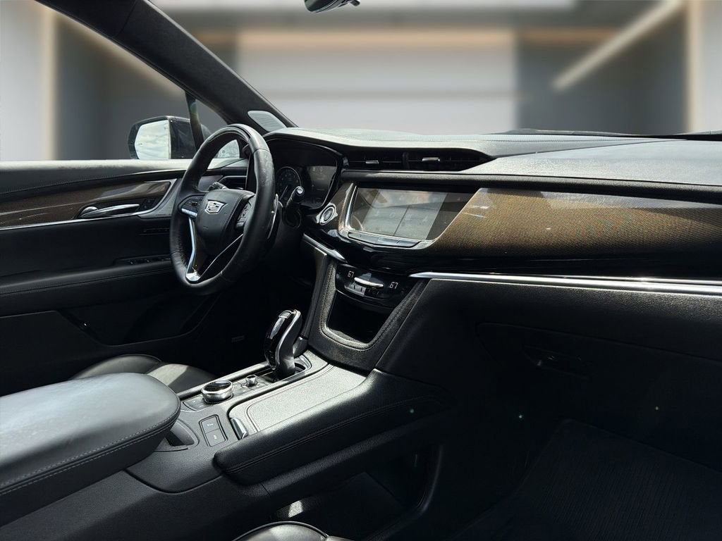 2025 Cadillac XT6 Sport