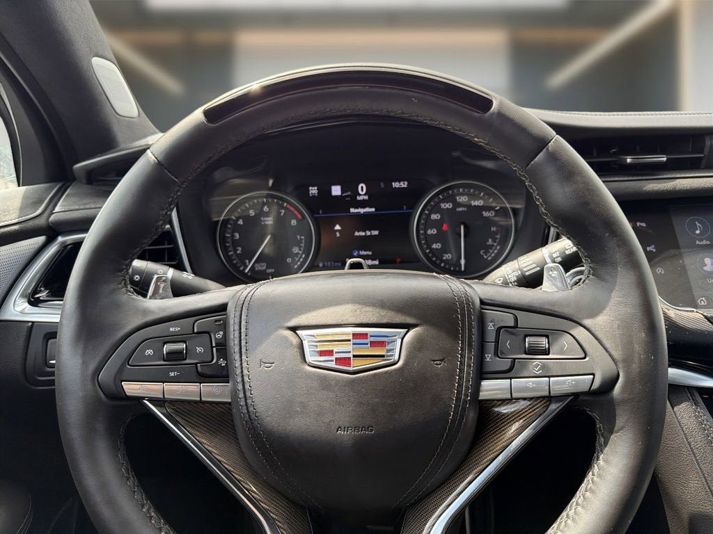 2025 Cadillac XT6 Sport
