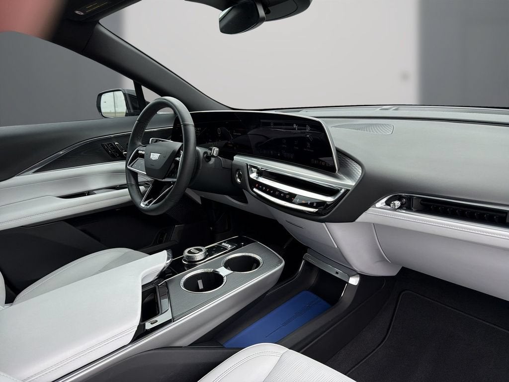 2024 Cadillac LYRIQ Sport 1