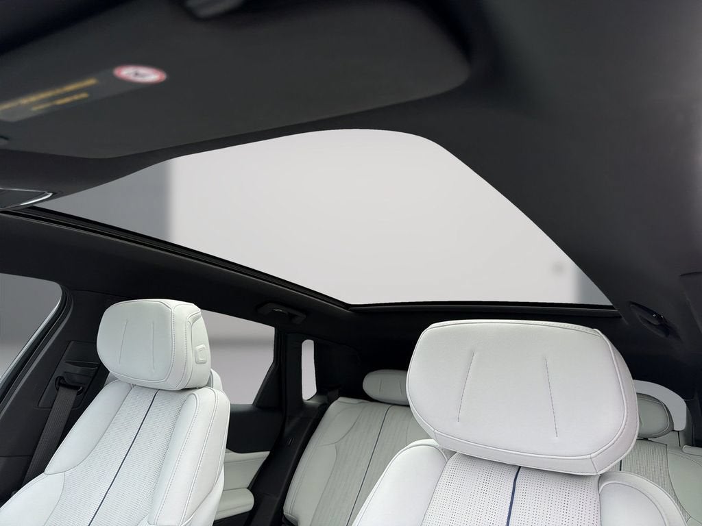 2024 Cadillac LYRIQ Sport 1