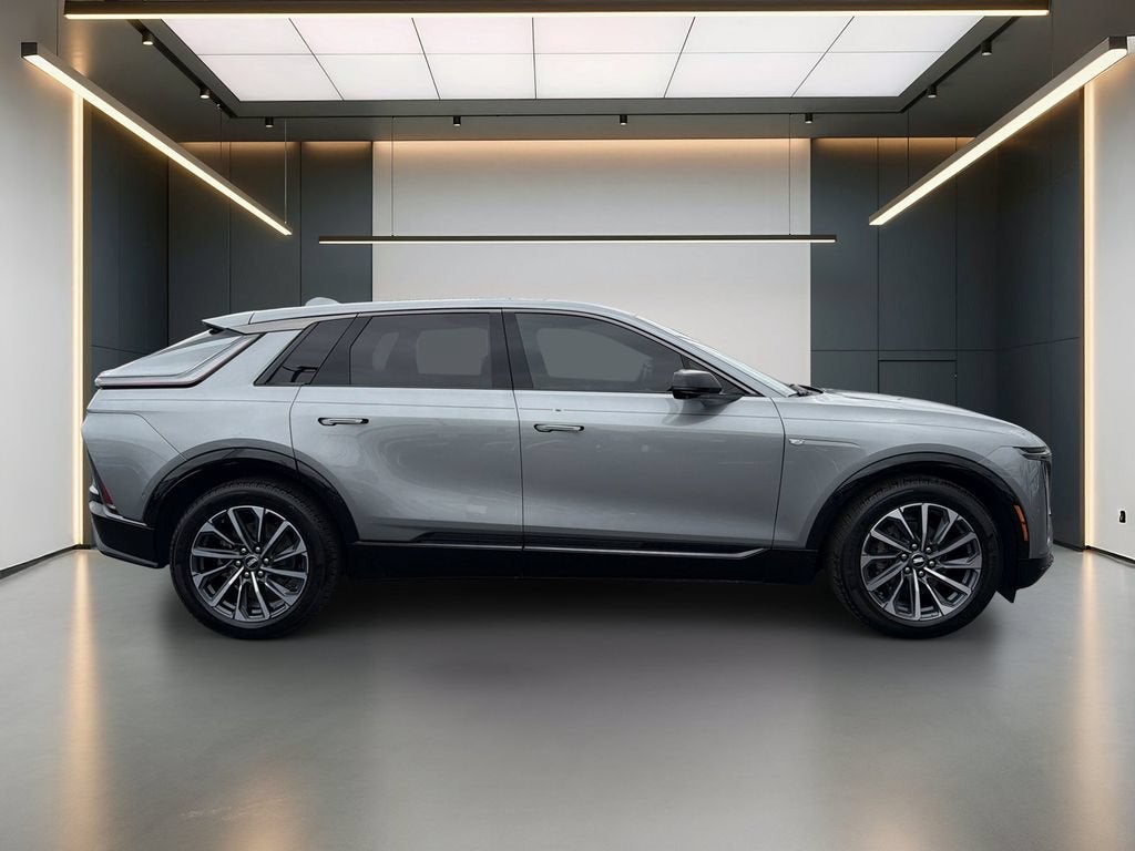 2024 Cadillac LYRIQ Sport 1