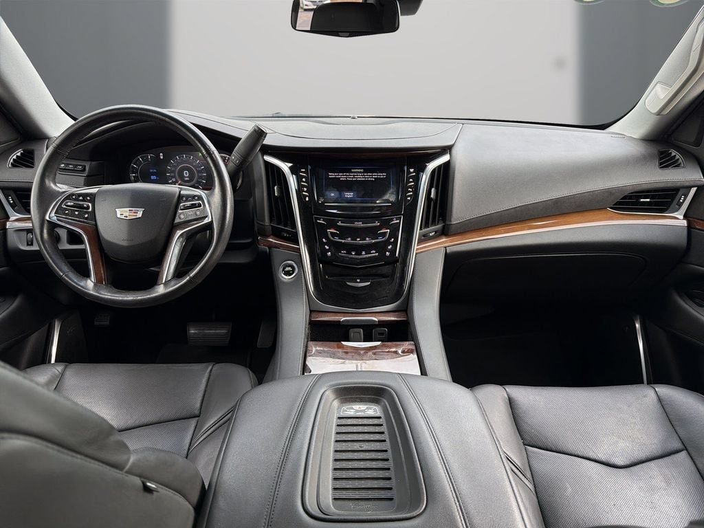 2020 Cadillac Escalade Luxury