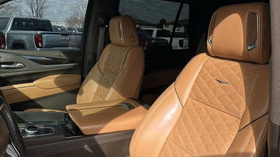 2022 Cadillac Escalade Sport