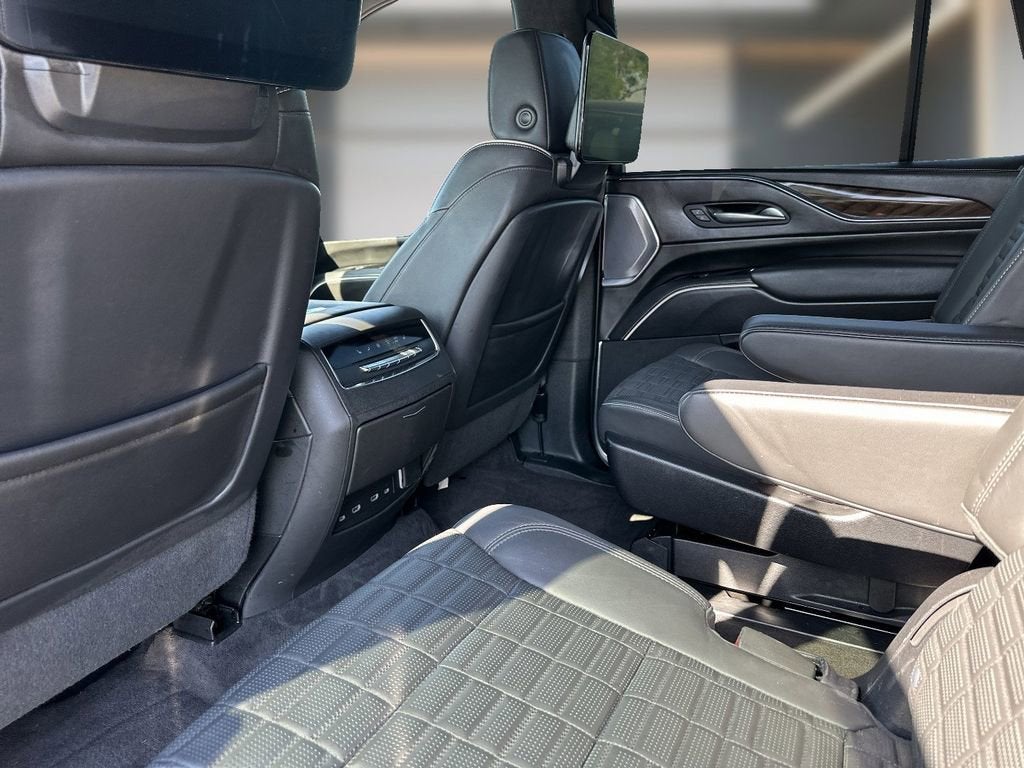 2023 Cadillac Escalade Sport Platinum