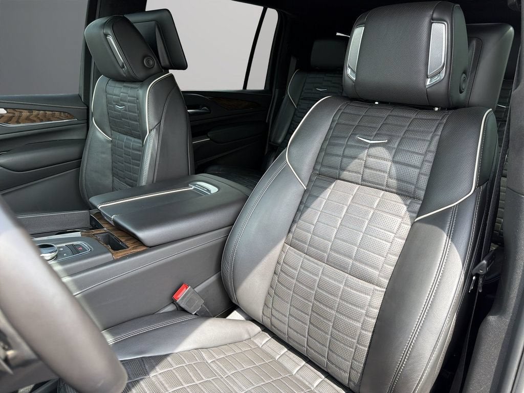 2023 Cadillac Escalade ESV Sport Platinum