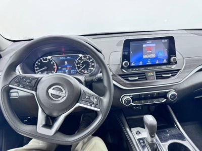 2023 Nissan Altima SV FWD
