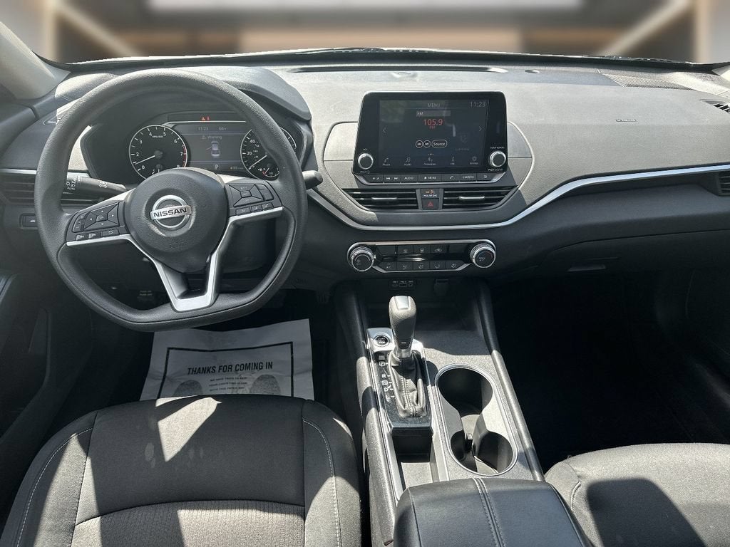 2022 Nissan Altima SV FWD