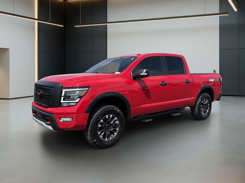 2021 Nissan TITAN Crew Cab PRO-4X 4x4