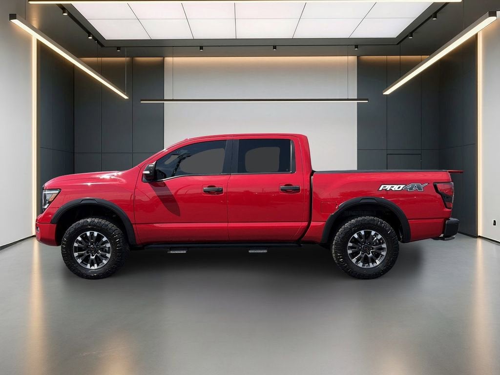 2021 Nissan TITAN Crew Cab PRO-4X 4x4