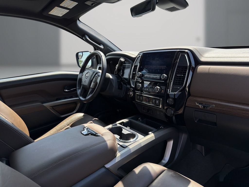 2024 Nissan Titan Platinum Reserve