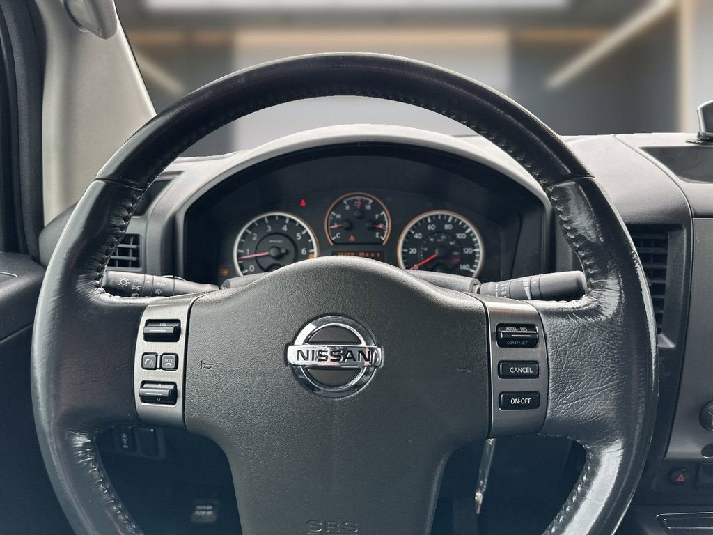 2010 Nissan Titan SE