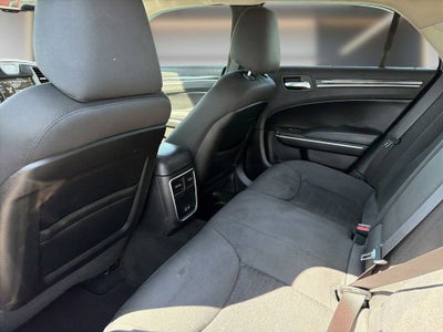 2019 Chrysler 300 Touring
