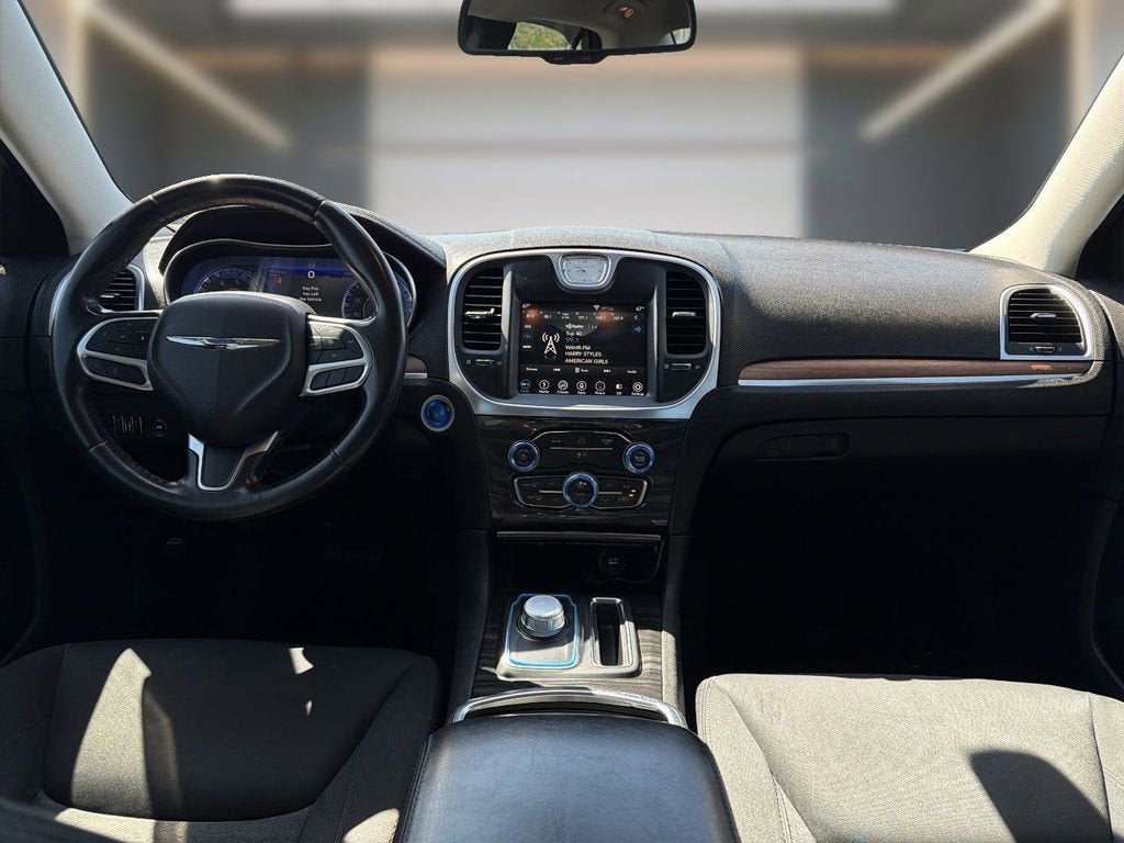 2019 Chrysler 300 Touring