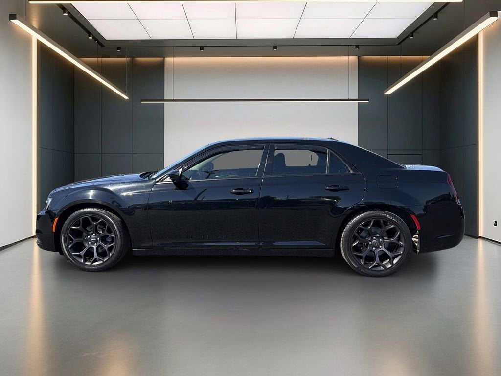 2019 Chrysler 300 Touring