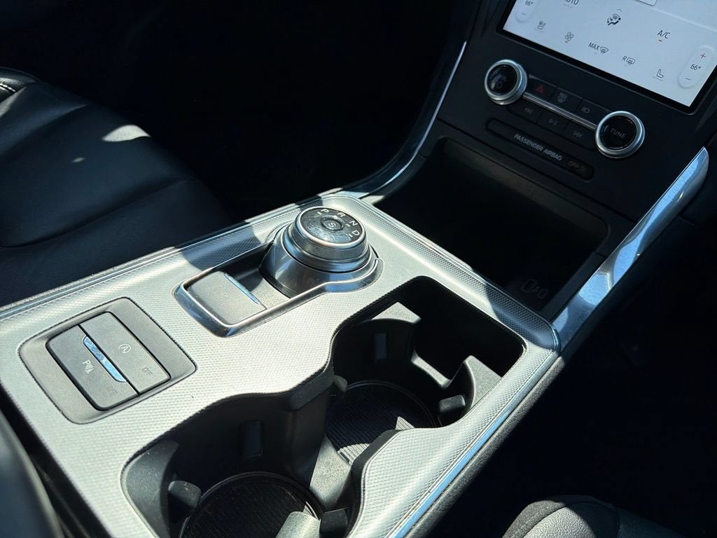 2021 Ford Edge Titanium