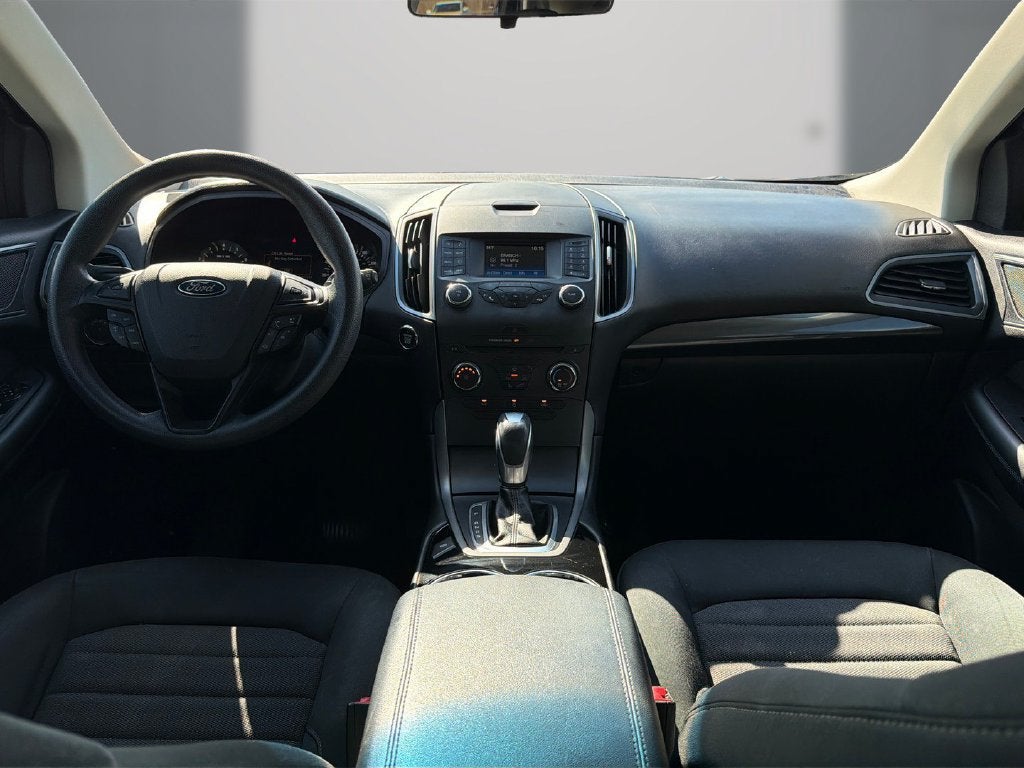 2015 Ford Edge SE
