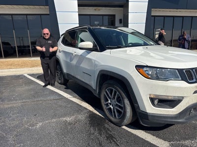 2020 Jeep Compass Latitude w/Sun/Safety Pkg