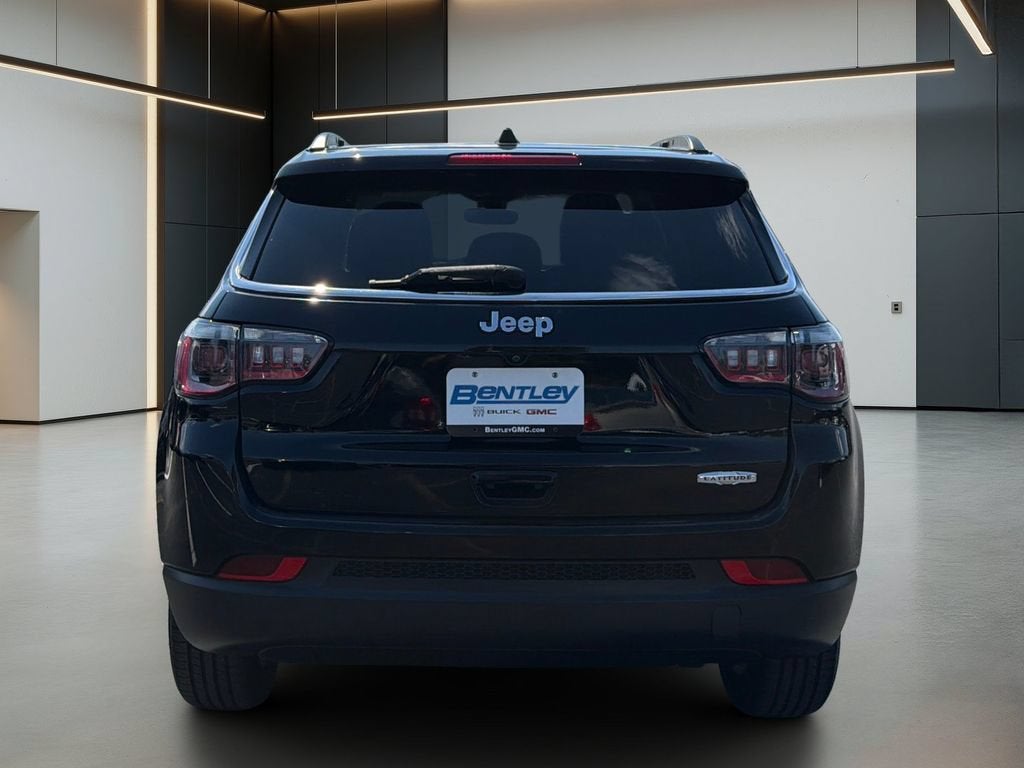 2021 Jeep Compass Latitude FWD