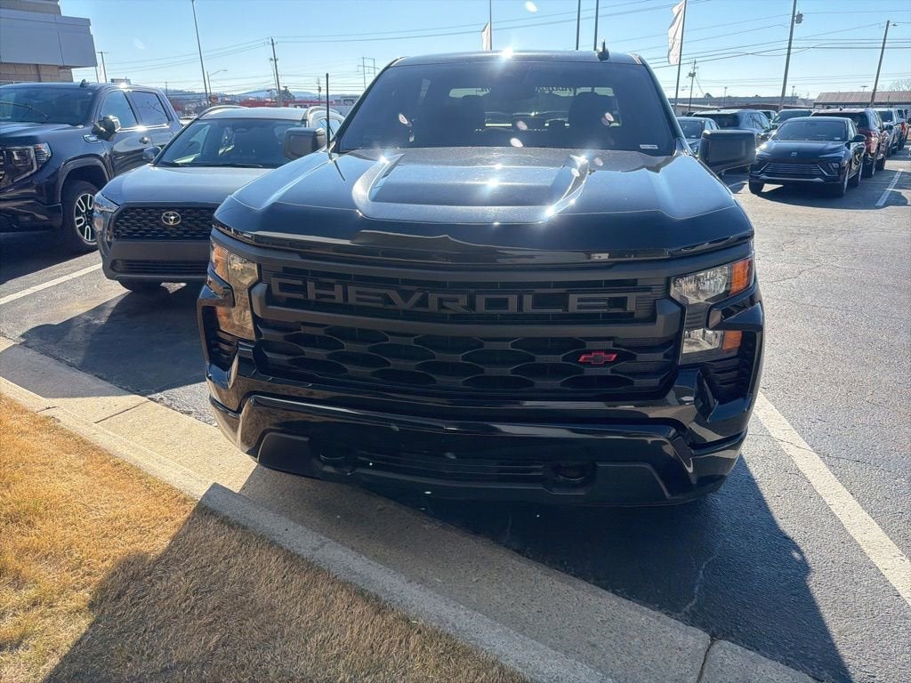 2023 Chevrolet Silverado 1500 Custom